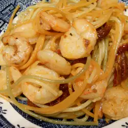 Špageti sa belim lukom i škampima