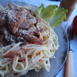Špagete sa piletinom i parmezanom