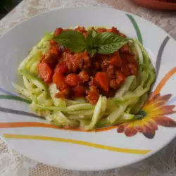 Špagete od tikvica sa sosom bolonjeze