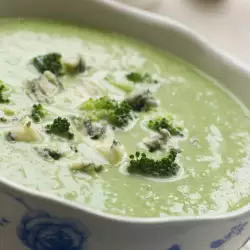 Krem supa od brokolija sa peršunom
