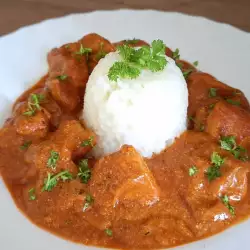 Pile Tika Masala sa pirinčem