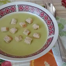 Letnja supa sa svežim mlekom