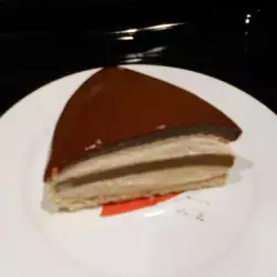 Rođendanska torta sa čokoladom
