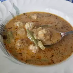 Supa sa mesom i karijem