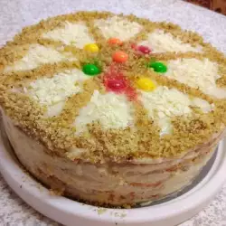 Torta sa razvijenim korama i domaćim kremom