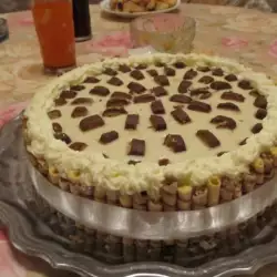 Torta Snikers sa dve vrste krema