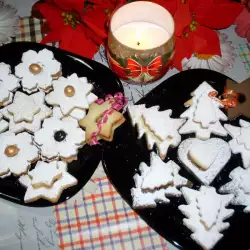 Božićni kolači sa karanfilićem