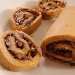 Veganski keks rolat sa kakao kremom i orasima