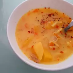 Zečija supa sa krompirom i paprikama