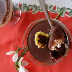 Čokoladni Saher desert u čaši
