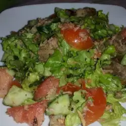 Zelena salata sa krutonima