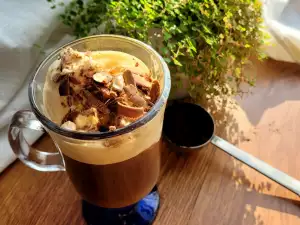 Afogato kafa (affogato al caffe)