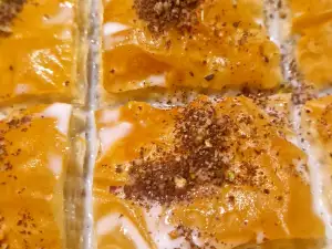 Mlečno-čokoladna baklava sa orasima i pistaćima