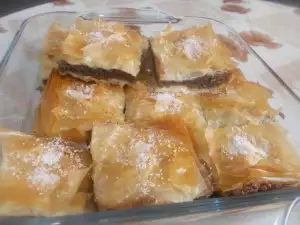 Baklava sa kokosovim brašnom i rogačem