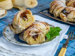 Pečene banane sa čokoladom u lisnatom testu