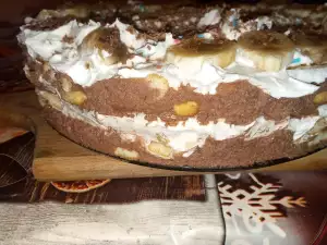 Keks torta sa dve vrste fila i bananama