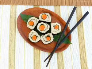 Kimbap od pasulja sa tahinijem i zeljem