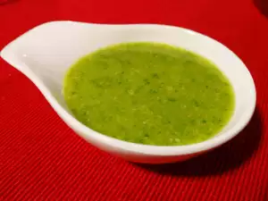 Domaći pesto od bosiljka