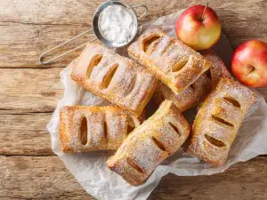 Brzo lisnato pecivo sa jabukama