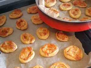 Lisnati pužići sa šunkom i mocarelom