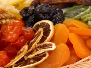 Šta sadrži sušeno voće?