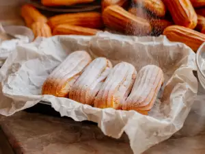 Kuvano testo za eklere i profiterole