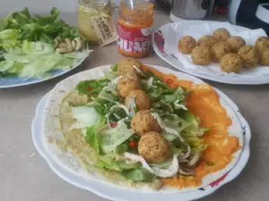 Falafel u tortilji