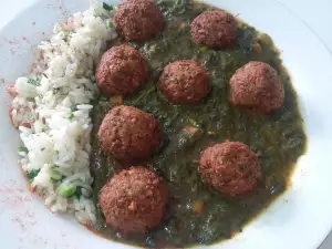 Falafeli sa koprivom i pirinčem