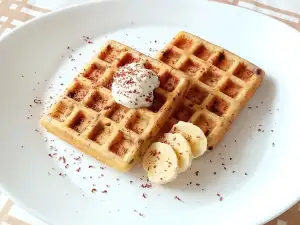 Galete sa bananama i svežim mlekom