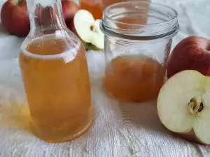 Domaće jabukovo sirće bez konzervansa