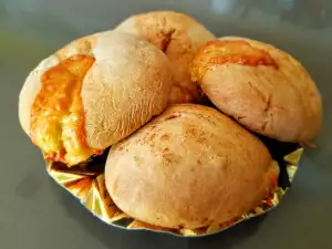 Gruzijske pogačice sa kačkavaljem (Khachapuri)