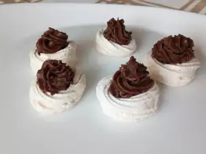 Keto desert sa belancima