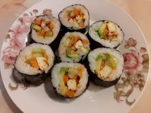 Kimbap sa povrćem