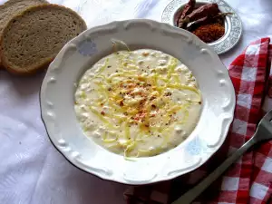 Krem kukuruz sa sitnim sirom i kačkavaljem