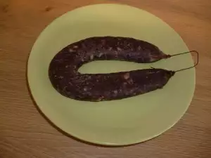 Domaća kobasica lukanka od svinjetine