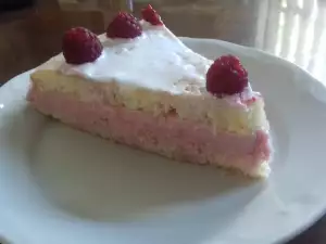 Torta od malina sa mlečnim kremom