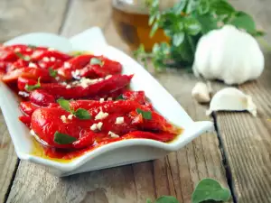 Marinirana crvena paprika