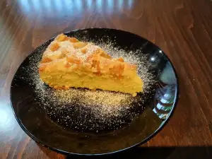 Mekani kolač sa breskvama