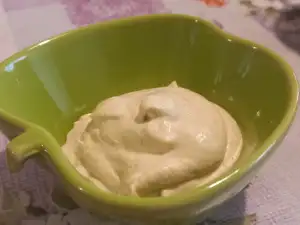 Vegan majonez sa pinjolama
