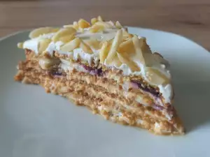 Torta Medovik sa bananama i slatkom od borovnica