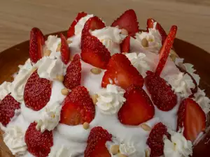 Torta Aljaska sa jagodama