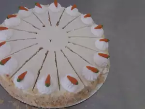 Torta od šargarepe sa bademima