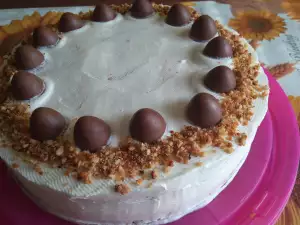 Torta od šargarepe sa krokanom od oraha