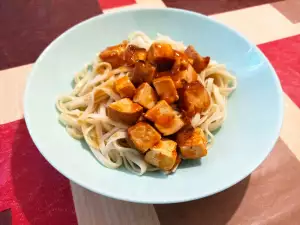 Udon nudle sa tofu sirom u sosu od pomorandže