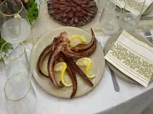 Koja vrsta alkohola ide uz hobotnicu?
