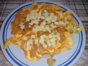 Omlet sa kobasicom i paprikama