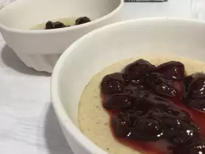 Puding od pirinča sa slatkom od višanja