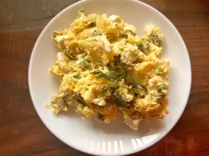 Prolećna krompir salata sa graškom