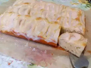 Kolač od jabuka sa prelivom