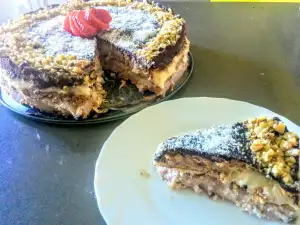 Raskošna torta sa keksom i dve vrste krema